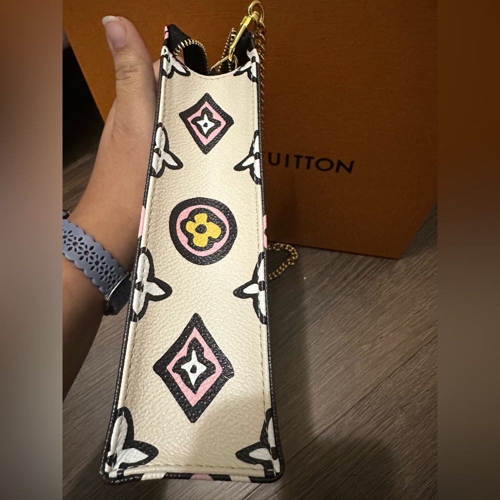 Louis Vuitton wild at heart toiletry 26 & Rosalie coin purse - Picture 5 of 5